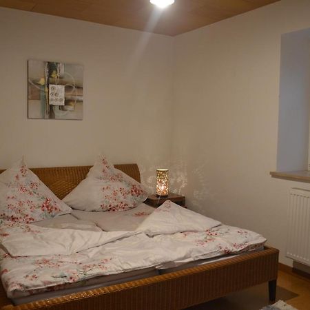 Gemuetliche Ferienwohnung Kirchenpingarten Luaran gambar